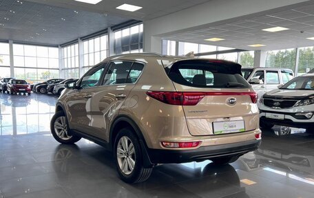 KIA Sportage IV рестайлинг, 2018 год, 2 415 000 рублей, 6 фотография