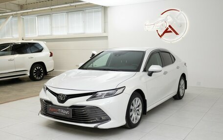 Toyota Camry, 2019 год, 2 985 000 рублей, 3 фотография