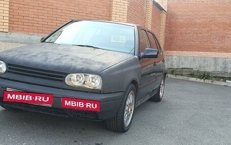 Volkswagen Golf III, 1997 год, 400 000 рублей, 2 фотография