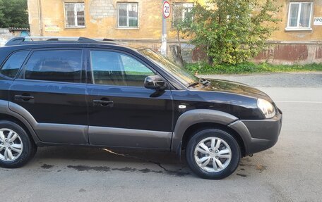 Hyundai Tucson III, 2008 год, 800 000 рублей, 3 фотография