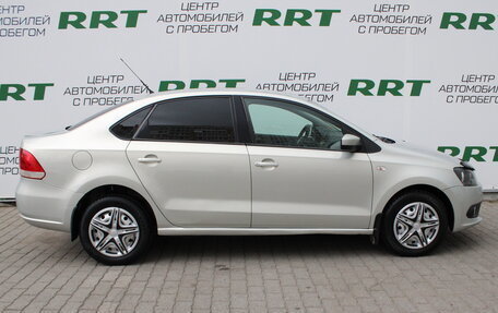 Volkswagen Polo VI (EU Market), 2012 год, 728 000 рублей, 2 фотография