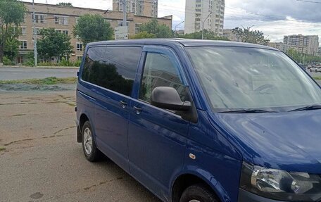 Volkswagen Transporter T5 рестайлинг, 2010 год, 1 800 000 рублей, 2 фотография