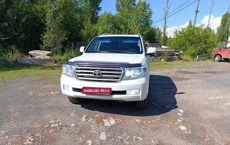 Toyota Land Cruiser 200, 2011 год, 2 350 000 рублей, 5 фотография