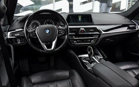 BMW 5 серия, 2017 год, 3 269 000 рублей, 6 фотография