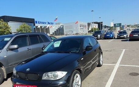 BMW 1 серия, 2010 год, 850 000 рублей, 2 фотография