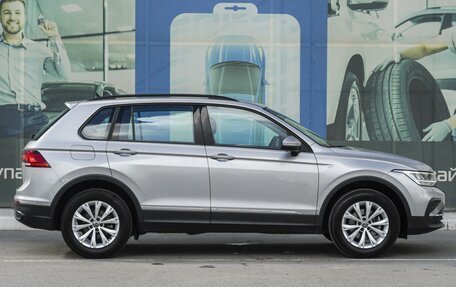 Volkswagen Tiguan II, 2021 год, 3 149 000 рублей, 5 фотография