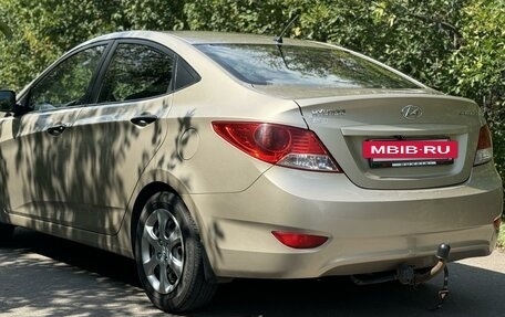 Hyundai Solaris II рестайлинг, 2011 год, 1 010 000 рублей, 5 фотография