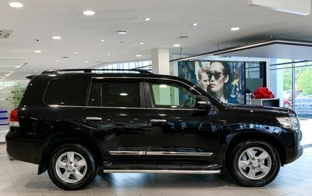 Toyota Land Cruiser 200, 2015 год, 5 567 000 рублей, 6 фотография