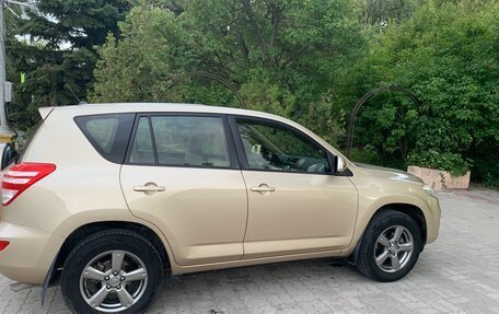 Toyota RAV4, 2012 год, 1 610 000 рублей, 3 фотография