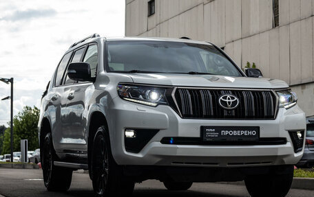 Toyota Land Cruiser Prado 150 рестайлинг 2, 2021 год, 6 434 000 рублей, 6 фотография