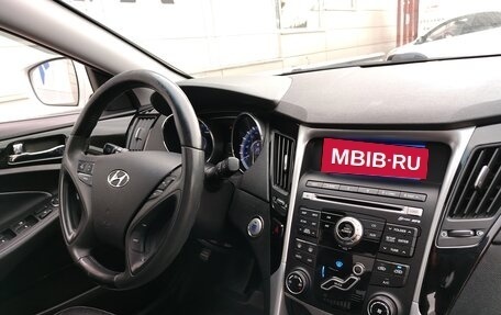 Hyundai Sonata VI, 2011 год, 1 028 000 рублей, 7 фотография