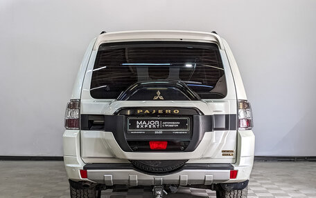 Mitsubishi Pajero IV, 2019 год, 4 245 000 рублей, 6 фотография