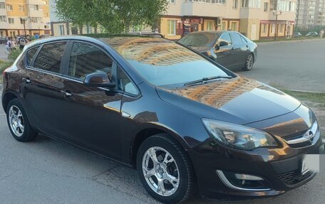 Opel Astra J, 2013 год, 950 000 рублей, 3 фотография