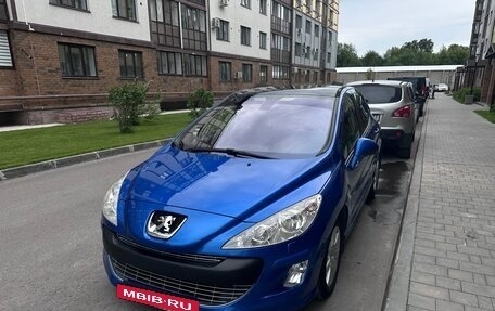 Peugeot 308 II, 2010 год, 690 000 рублей, 2 фотография