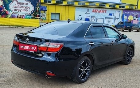 Toyota Camry, 2017 год, 2 750 000 рублей, 5 фотография