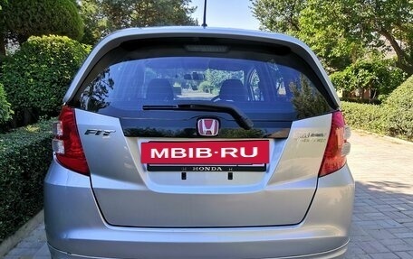 Honda Fit III, 2008 год, 670 000 рублей, 2 фотография