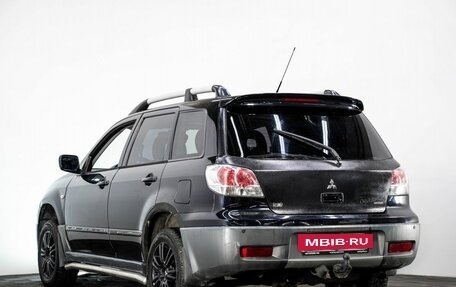 Mitsubishi Outlander III рестайлинг 3, 2004 год, 575 000 рублей, 6 фотография