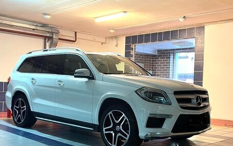 Mercedes-Benz GL-Класс, 2015 год, 3 600 000 рублей, 3 фотография