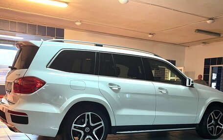 Mercedes-Benz GL-Класс, 2015 год, 3 600 000 рублей, 4 фотография