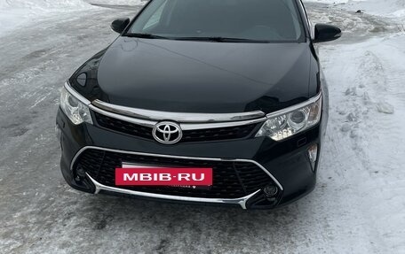 Toyota Camry, 2016 год, 2 430 000 рублей, 2 фотография