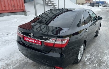 Toyota Camry, 2016 год, 2 430 000 рублей, 3 фотография