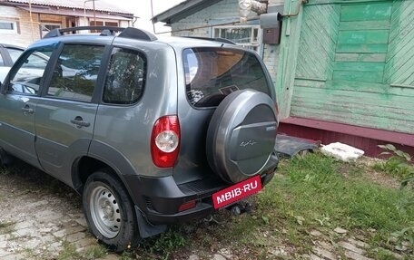 Chevrolet Niva I рестайлинг, 2009 год, 498 000 рублей, 4 фотография