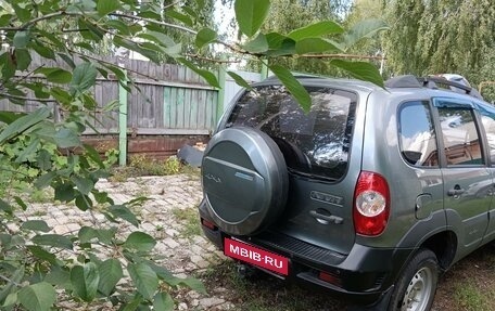 Chevrolet Niva I рестайлинг, 2009 год, 498 000 рублей, 2 фотография