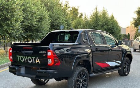 Toyota Hilux VIII, 2022 год, 5 800 000 рублей, 7 фотография