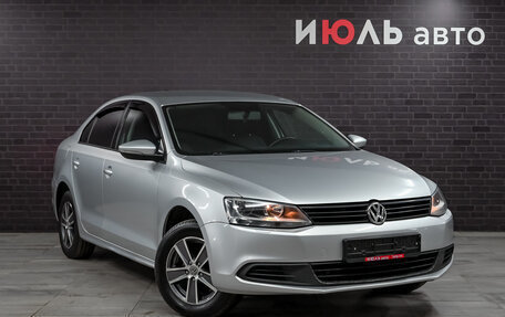 Volkswagen Jetta VI, 2013 год, 1 150 000 рублей, 4 фотография