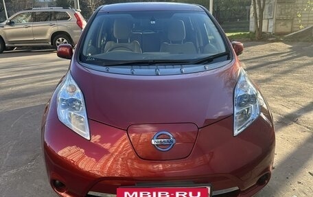 Nissan Leaf I, 2012 год, 620 000 рублей, 2 фотография