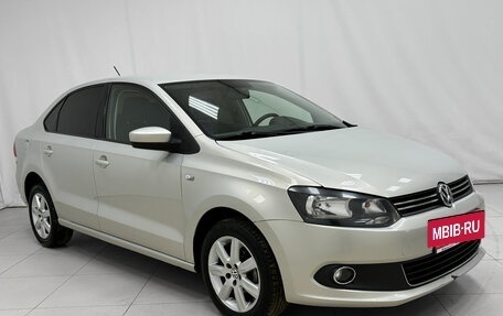 Volkswagen Polo VI (EU Market), 2014 год, 935 000 рублей, 3 фотография