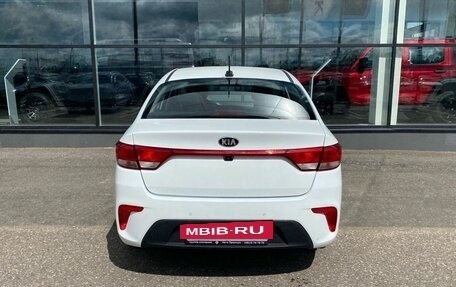 KIA Rio IV, 2018 год, 1 190 000 рублей, 4 фотография