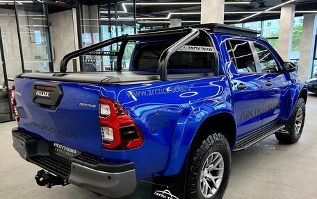 Toyota Hilux VIII, 2023 год, 10 823 000 рублей, 5 фотография