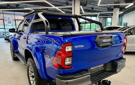 Toyota Hilux VIII, 2023 год, 10 823 000 рублей, 7 фотография