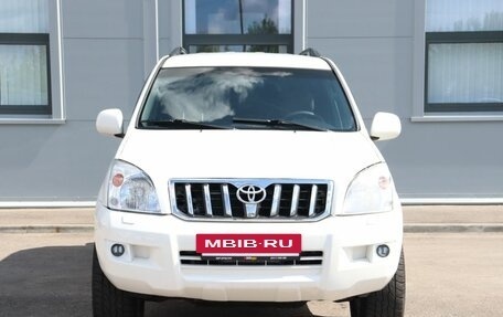 Toyota Land Cruiser Prado 120 рестайлинг, 2009 год, 2 199 000 рублей, 2 фотография