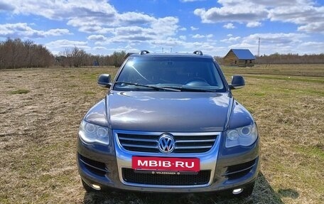 Volkswagen Touareg III, 2009 год, 1 300 000 рублей, 1 фотография