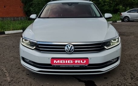 Volkswagen Passat B8 рестайлинг, 2018 год, 2 100 000 рублей, 2 фотография