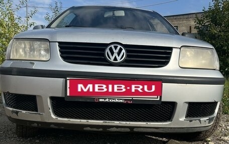 Volkswagen Polo III рестайлинг, 2000 год, 240 000 рублей, 2 фотография