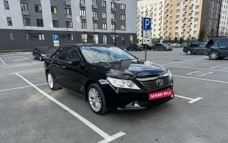 Toyota Camry, 2013 год, 2 050 000 рублей, 3 фотография