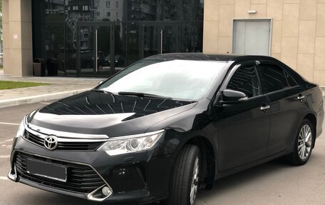 Toyota Camry, 2016 год, 2 000 000 рублей, 3 фотография