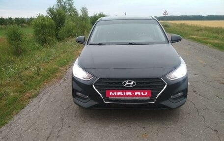 Hyundai Solaris II рестайлинг, 2019 год, 1 550 000 рублей, 2 фотография