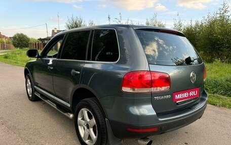 Volkswagen Touareg III, 2003 год, 625 000 рублей, 6 фотография