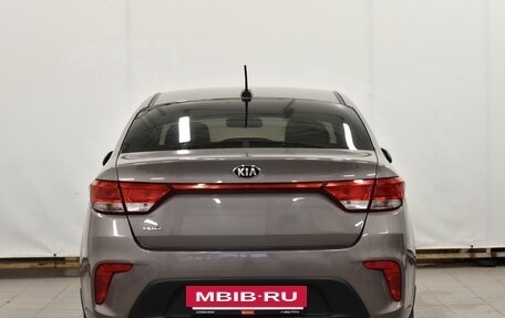 KIA Rio IV, 2018 год, 1 390 000 рублей, 3 фотография