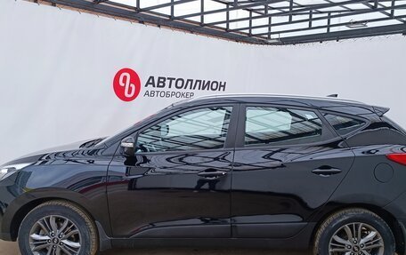 Hyundai ix35 I рестайлинг, 2013 год, 1 560 000 рублей, 2 фотография