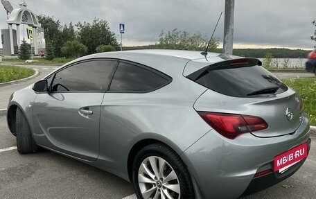 Opel Astra J, 2014 год, 990 000 рублей, 2 фотография