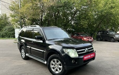 Mitsubishi Pajero IV, 2010 год, 2 200 000 рублей, 2 фотография