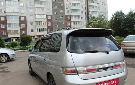 Toyota Gaia, 2001 год, 630 000 рублей, 6 фотография