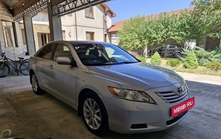 Toyota Camry, 2006 год, 1 380 000 рублей, 2 фотография