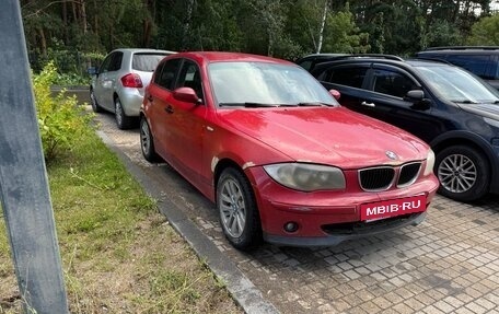 BMW 1 серия, 2005 год, 450 000 рублей, 1 фотография