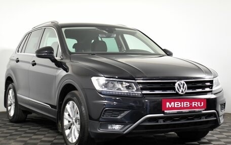 Volkswagen Tiguan II, 2018 год, 2 555 000 рублей, 3 фотография